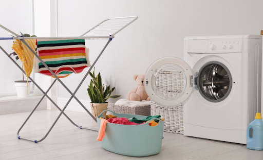 Máy sấy có thể làm màu quần bò phai nhanh chóng do nhiệt độ cao