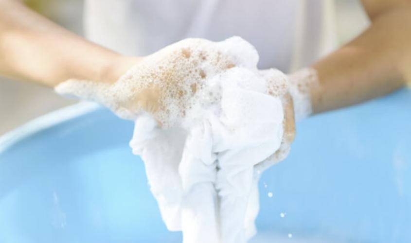 Các mẹ lưu lại cách giặt khăn sữa cho bé dưới đây để bảo vệ sức khỏe của con