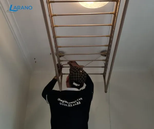 Larano - Địa chỉ lắp đặt giàn phơi thông minh Hưng Yên được khách hàng tin tưởng Quá trình lắp đặt giàn phơi nhanh gọn và tỉ mỉ