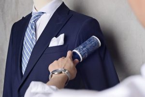 Thường xuyên lau bụi, vệ sinh vest nhẹ nhàng